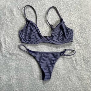 Acacia set manhattan top medium and fins bottoms small in lavender mesh